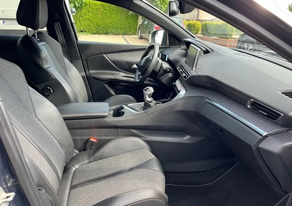 Peugeot 3008 cena 87800 przebieg: 49000, rok produkcji 2019 z Opatów małe 172